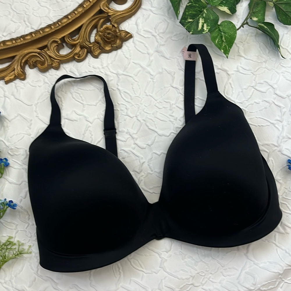 Victorias Secret Lightly Lined Bra size 38 G
